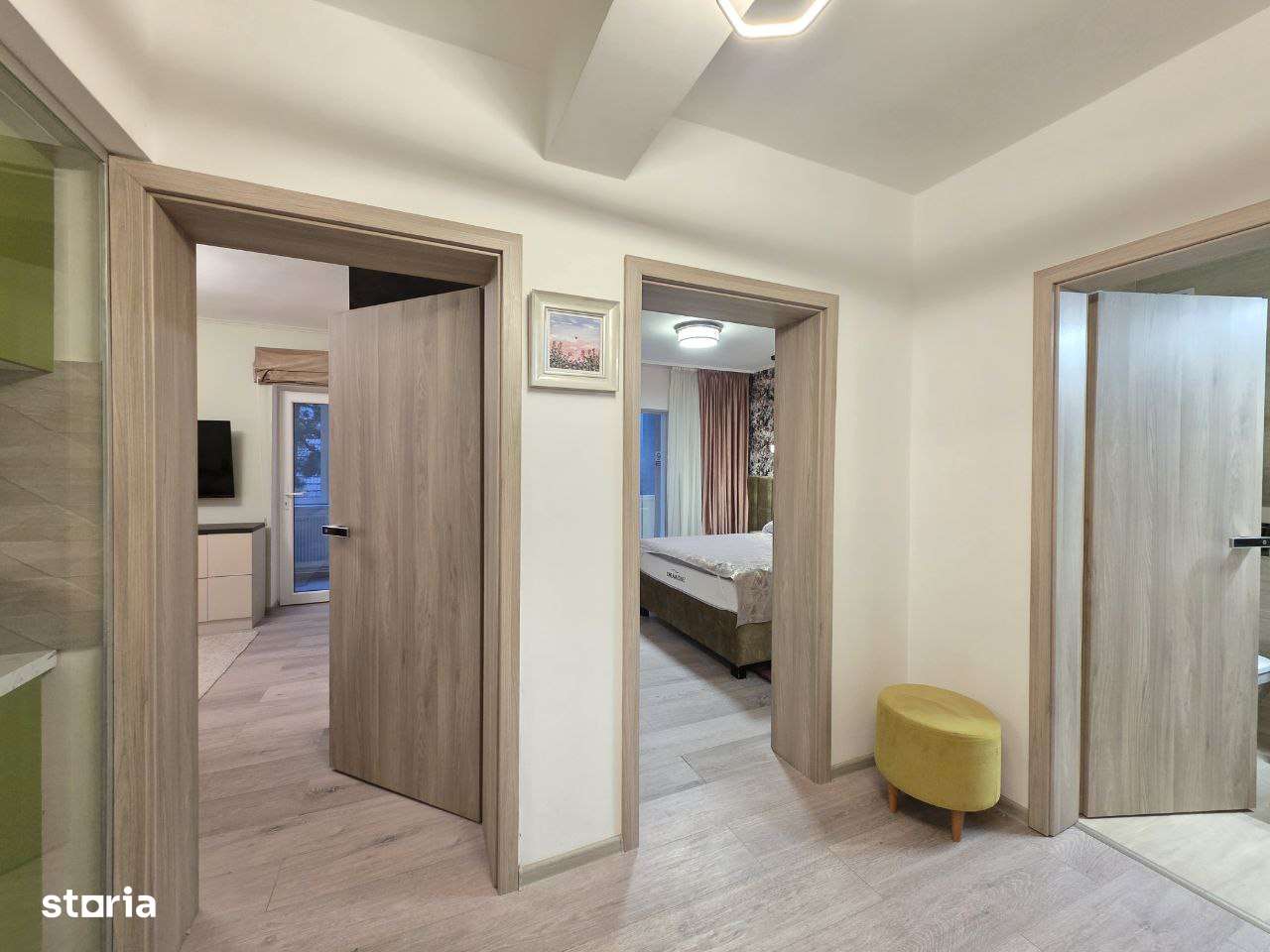 Apartament cu 2 camere de vanzare Central - Str. Crisan-12