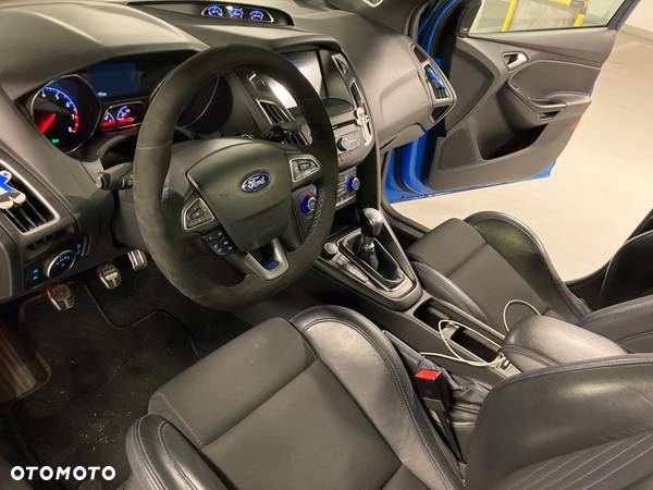 Ford Focus 2.3 EcoBoost RS - 18