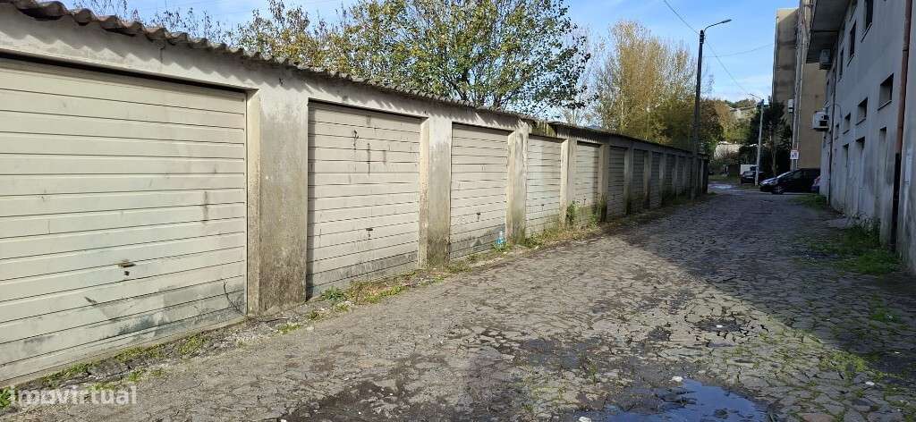 Garagem - Lago Amares - Grande imagem: 2/3