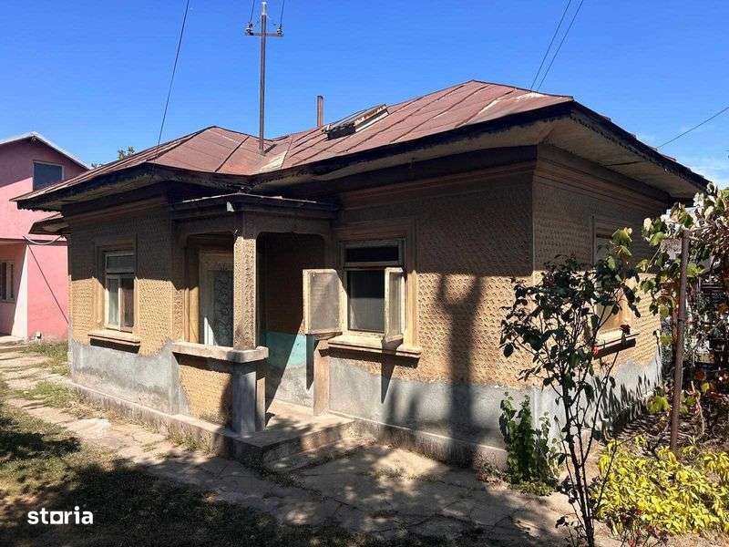 Casa batraneasca de inchiriat - Imagine principală: 4/8