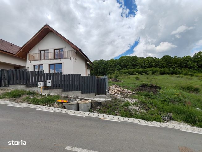 Casă individuală în localitatea Chinteni-3