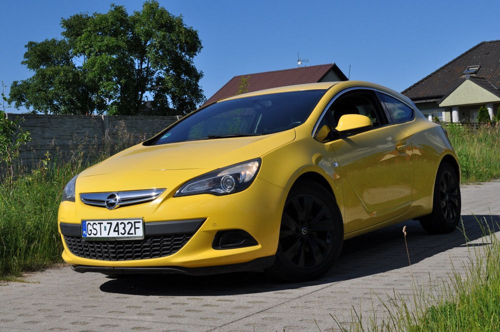 Opel Astra J 2014