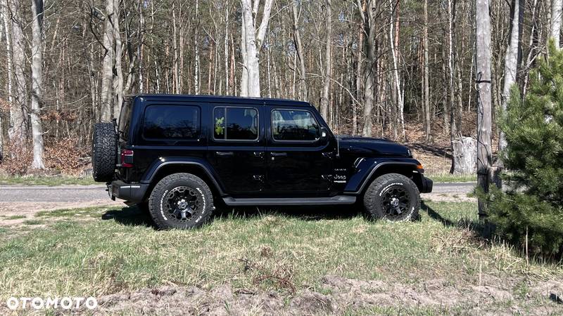 Jeep Wrangler Unlimited GME 2.0 Turbo Sahara - 2