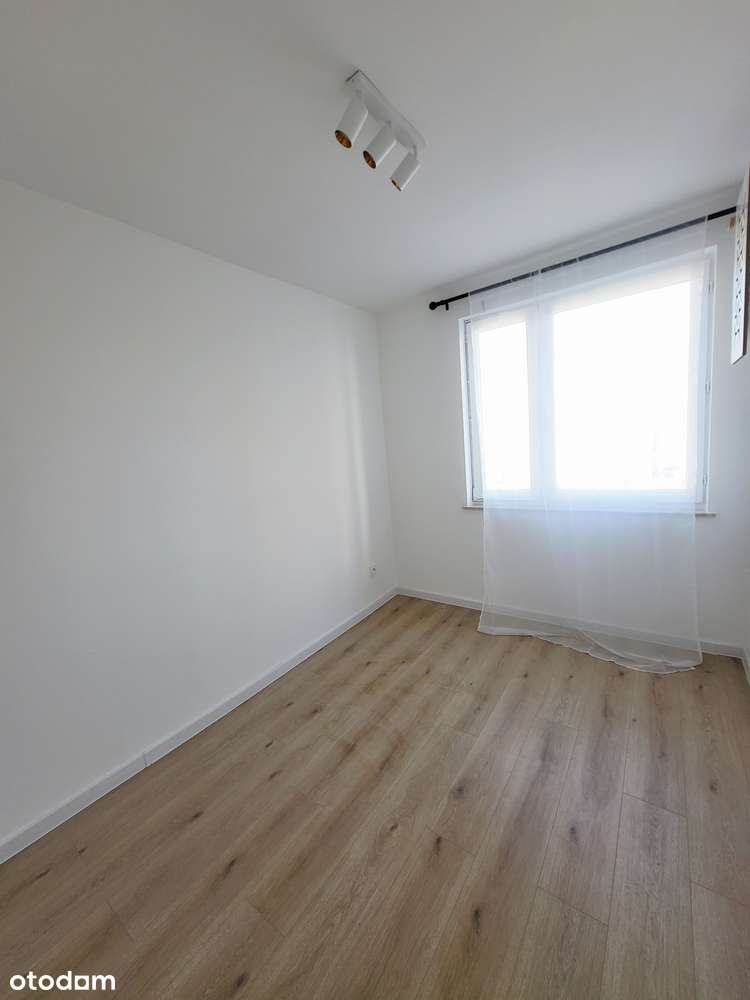 3pokoje po generalnym remoncie w nowoczesnym stylu z meblami na wymiar-4