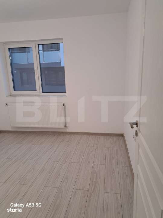 Vanzare apartament 3 camere decomandat - Imagine principală: 2/9