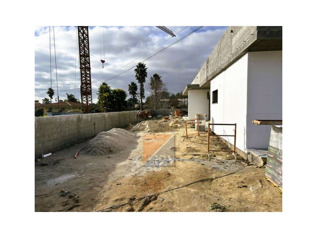 Moradia T3 Térrea Nova - Ortigosa, Leiria - Grande imagem: 5/27