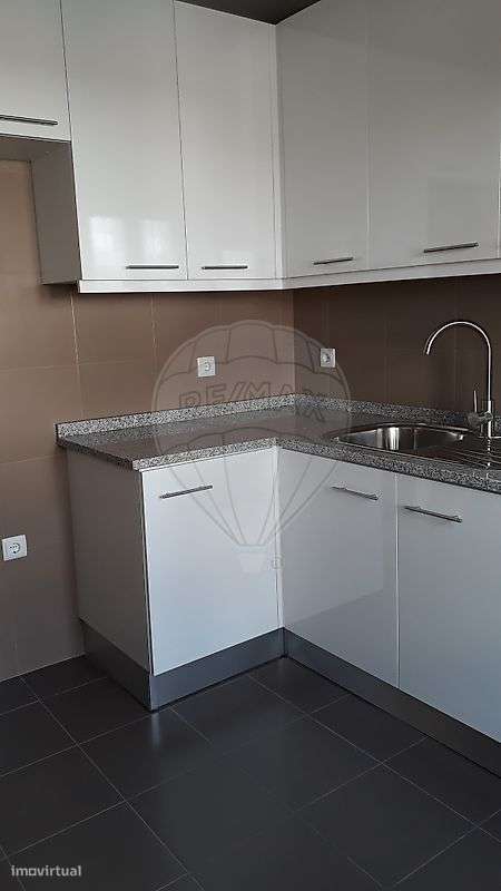 Moradia T3 para venda-3