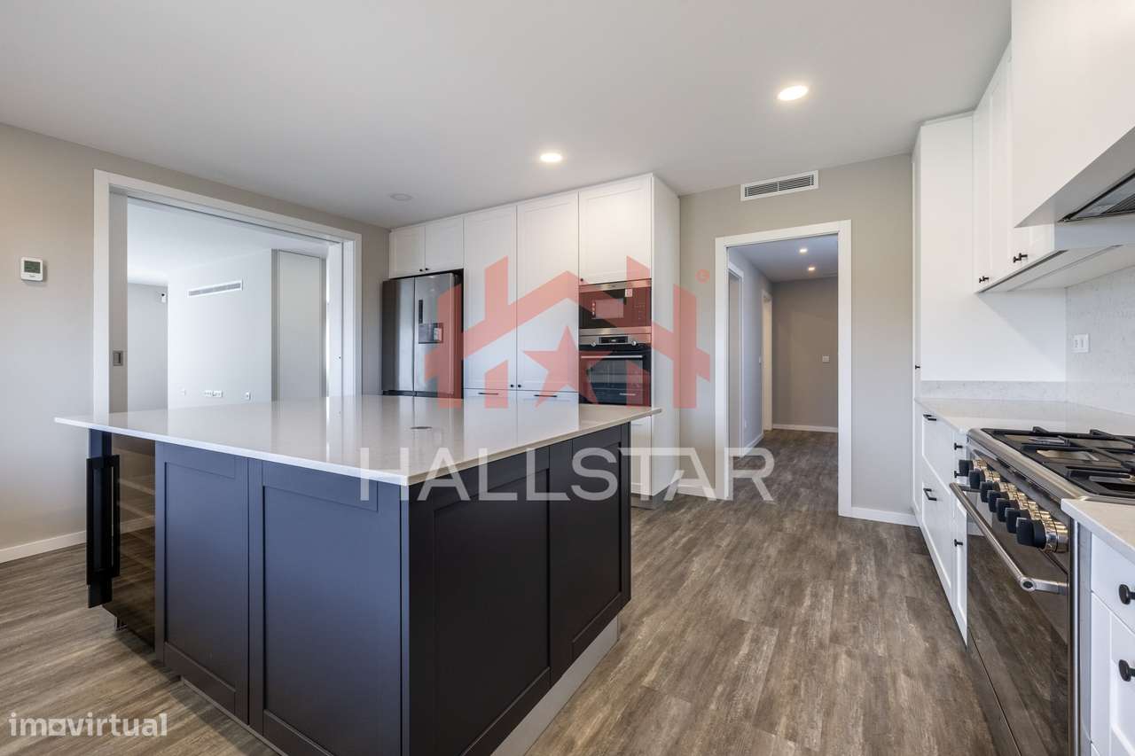 Moradia de Luxo T4 / Lote com 890m² / Marinha Grande-10