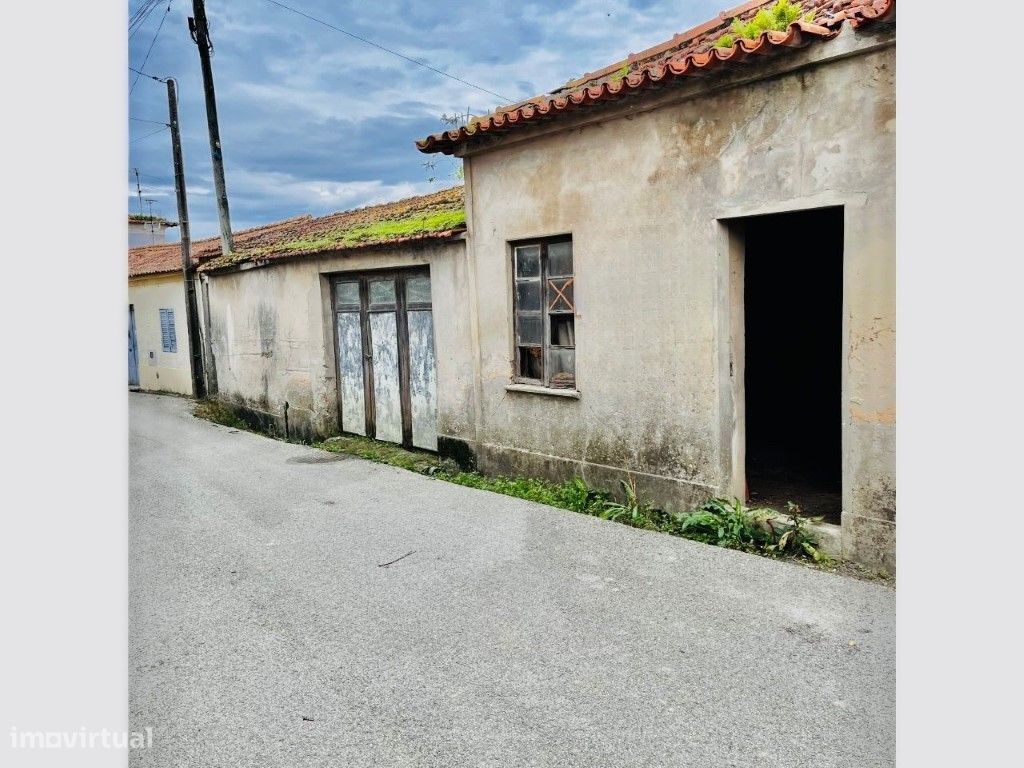 Oportunidade Única em Frossos/São João de Loure - Moradia em Ruína ... - Grande imagem: 1/13