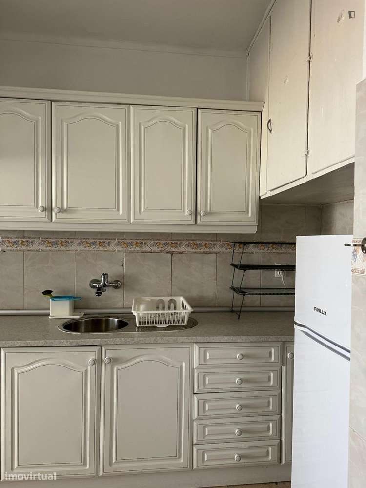 Quarto - localizado em Lisbon - Grande imagem: 4/18