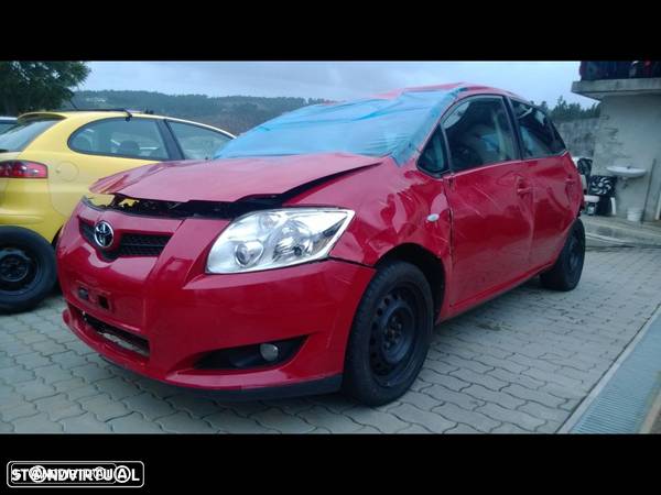 Traseira / Frente /Interior Toyota Auris 2008 - 1