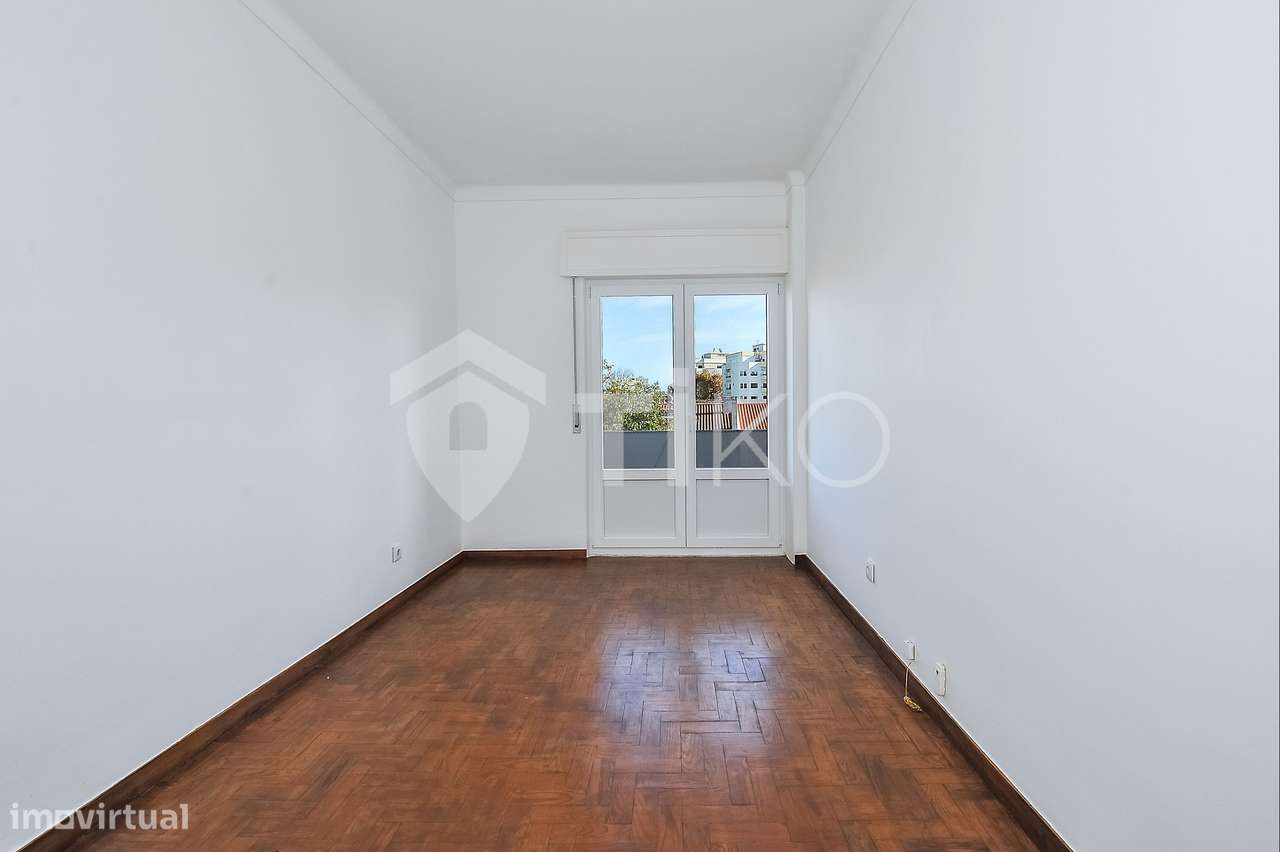 Apartamento T3 renovado no Montalvão, Setúbal-4