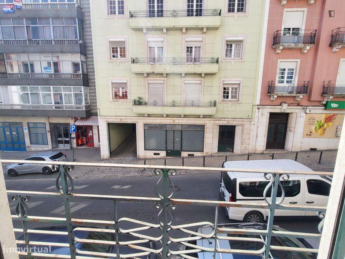 Apartamento com 2 quartos - localizado em Santa Apolónia Lisbon - Grande imagem: 2/6