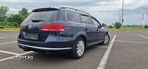 Volkswagen Passat Variant 2.0 TDI Blue TDI Highline - 10