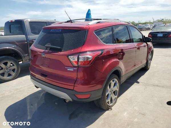 Ford Escape - 4