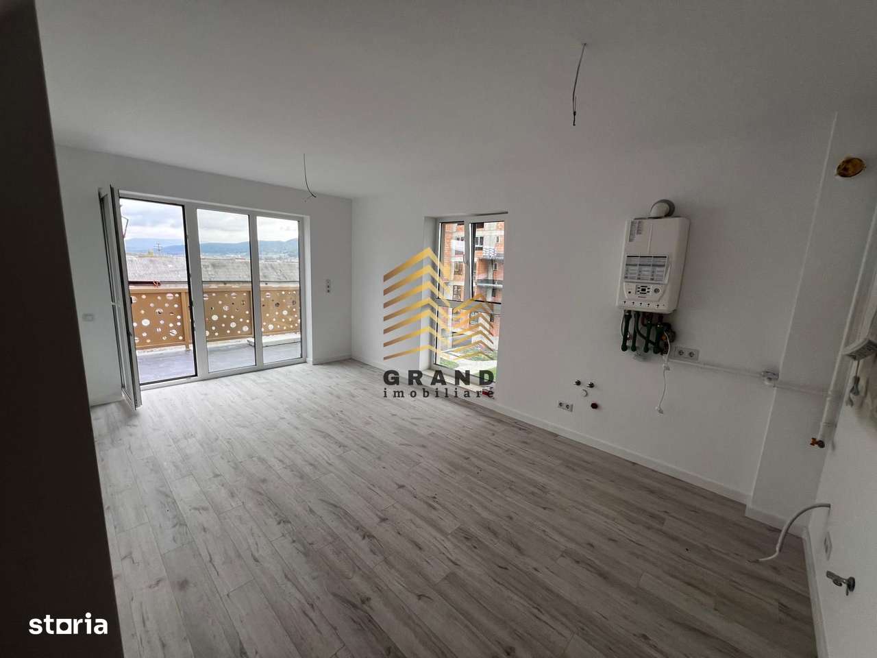 APARTAMENT ~ DECOMANDAT ~ DE VANZARE - Imagine principală: 2/8