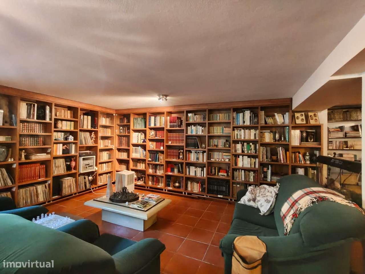 Moradia T5 + 1 / piscina/ terreno / furo / Monte Redondo / Leiria-31
