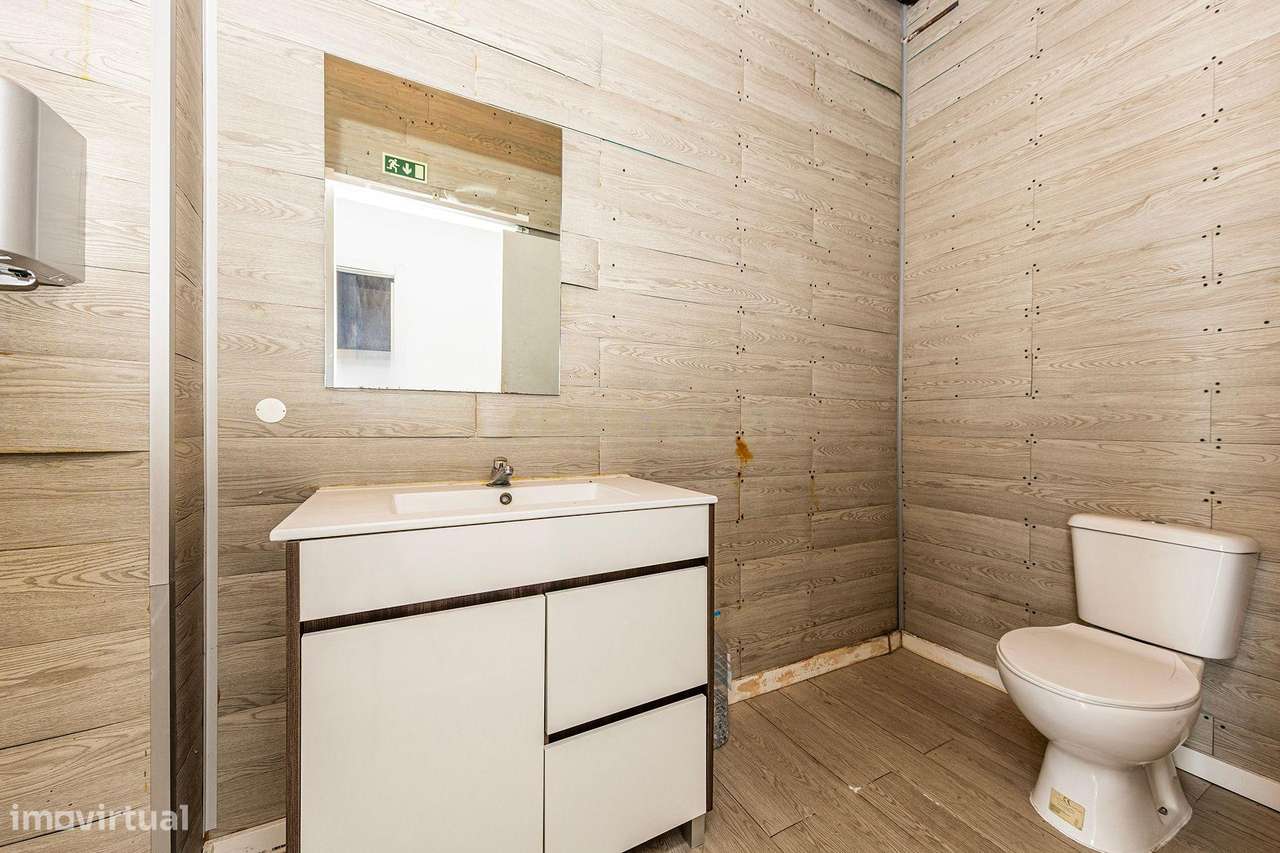 Loja na Moita - 86m² por 219.500€-6