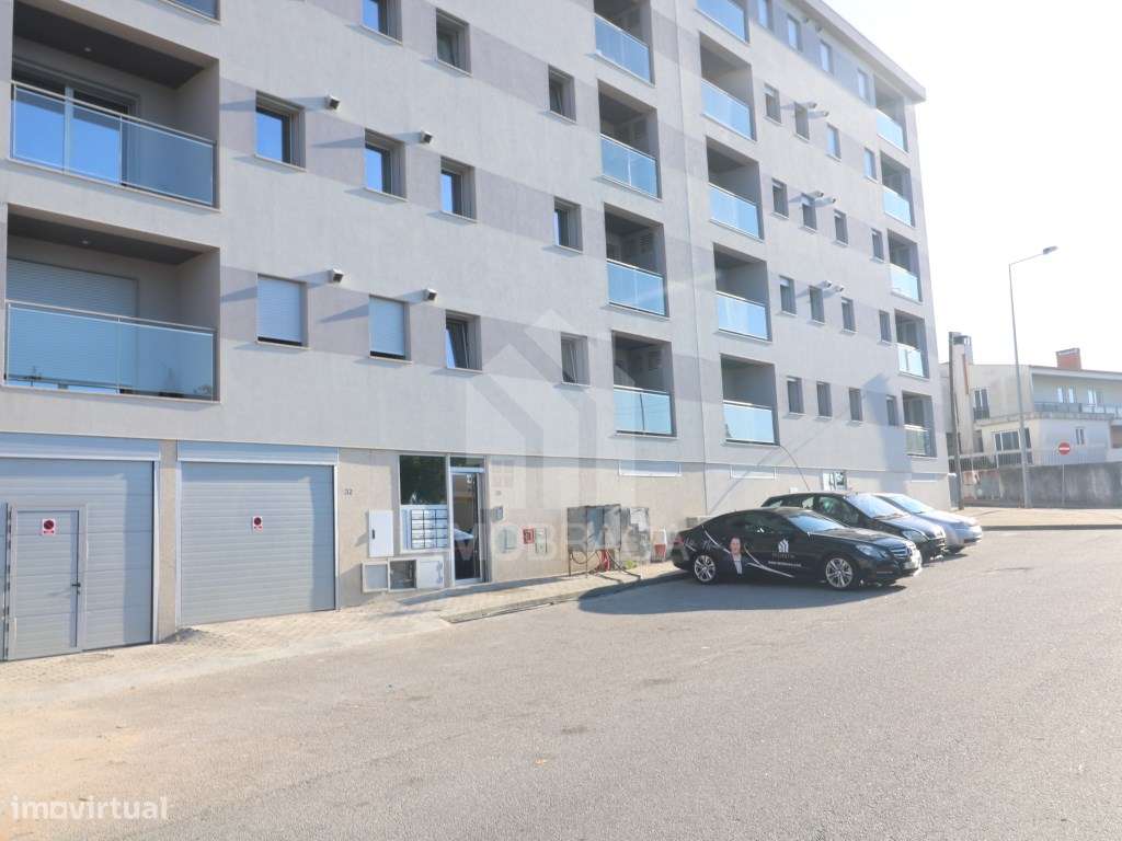 Apartamento T2 Novo, em São Vicente, Braga-17