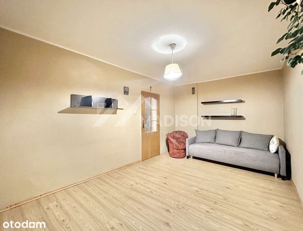 37 m2 | 2 pokoje | osobna kuchnia | loggia - Pełny obrazek: 3/13