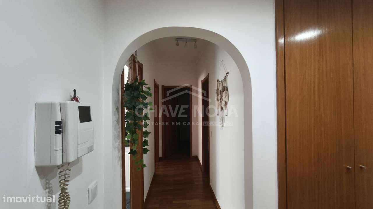 T1+1 Condomínio Reservado c/ Lugar de Garagem em Canidelo-22
