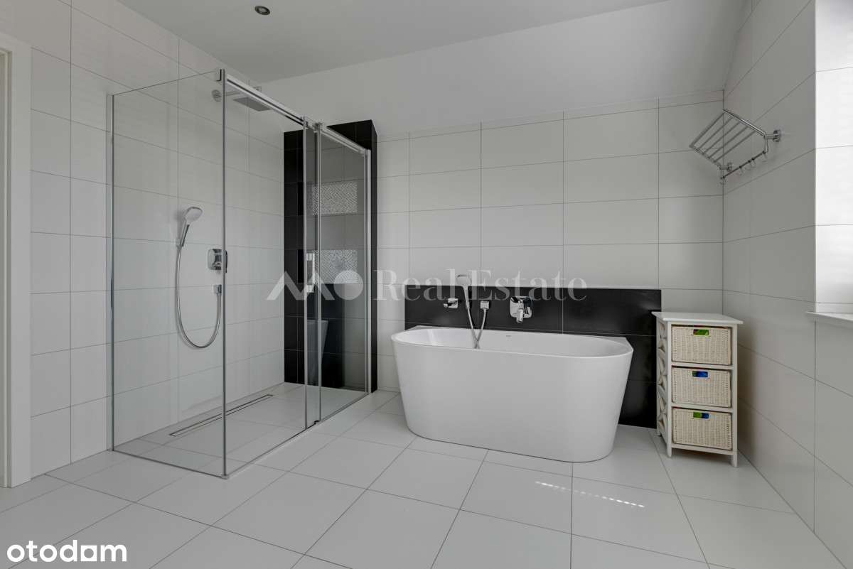 Nowoczesny dom z dużą działką i ogrodem Kolbudy-13