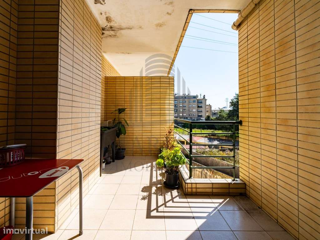 Apartamento T4+1 Duplex em Excelente Estado - Localização Central-21