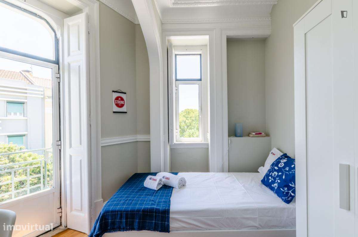 Quarto - localizado em Arroios Lisbon - Grande imagem: 3/20