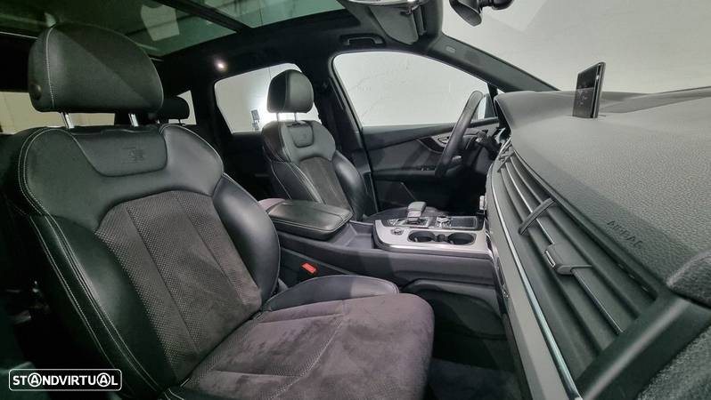 Audi Q7 50 TDI quattro Tiptronic 7L - 16