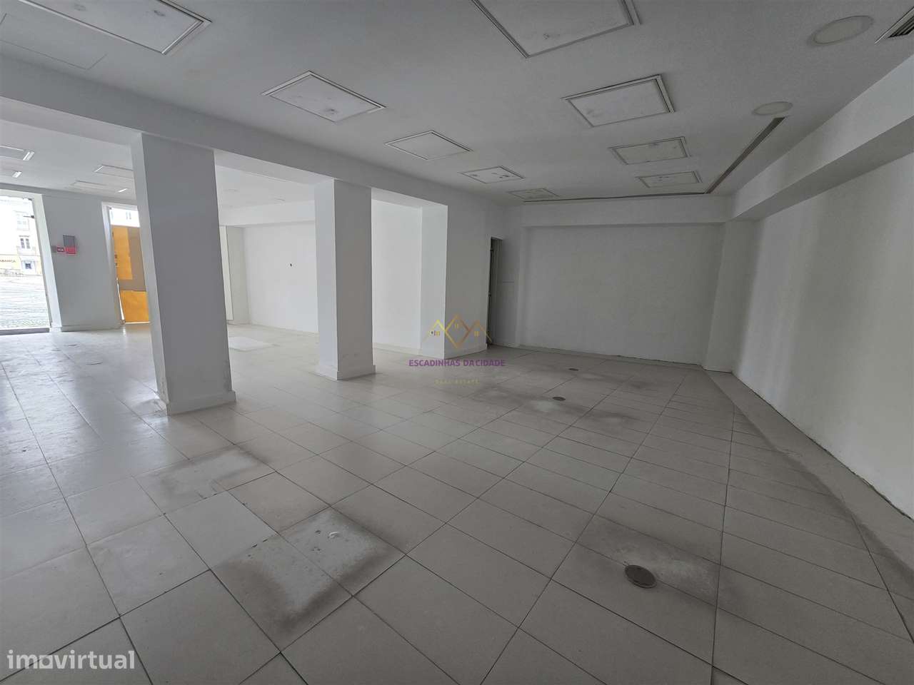 Loja para Arrendamento na Praça do Bocage em Setúbal - Grande imagem: 5/27