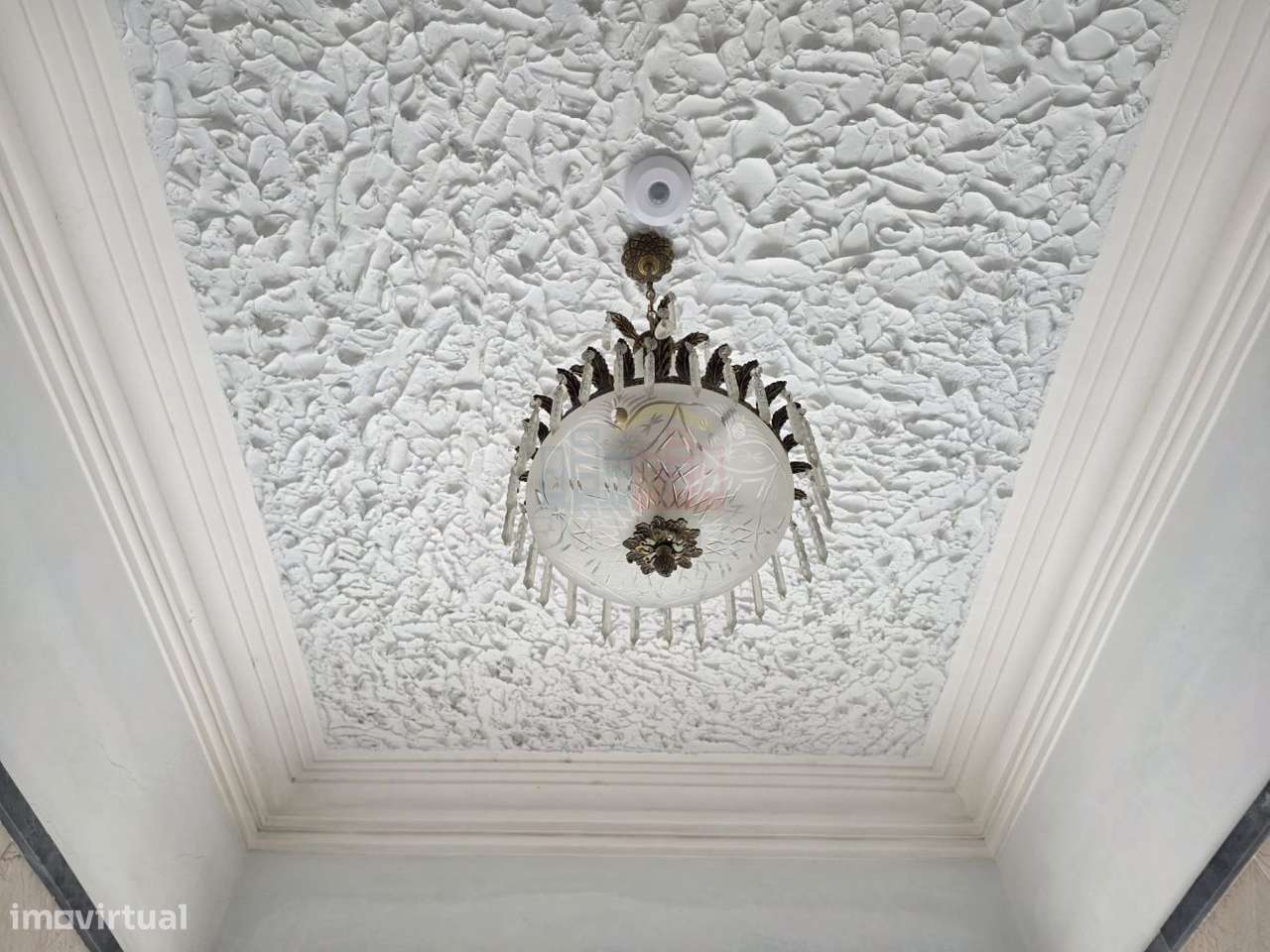 Centro Mem Martins - T4 para remodelação-22