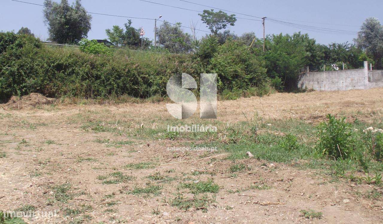 Terreno - Grande imagem: 2/9