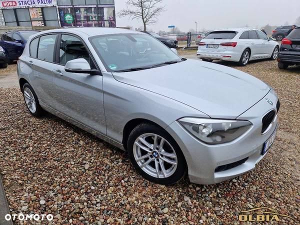 BMW Seria 1 118i Sport Line - 25