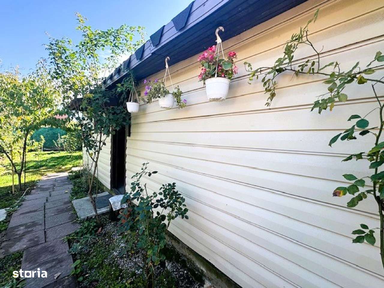 Se vinde Casa P+M in Slatioara zona foarte linistita-15
