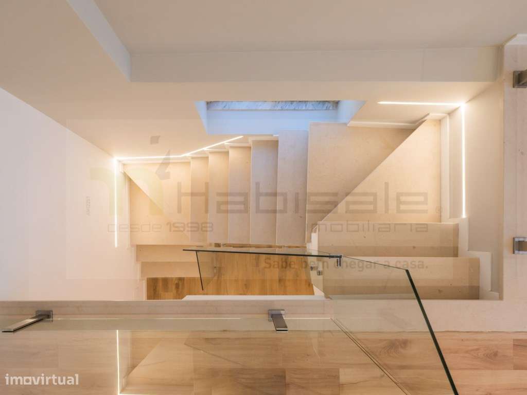 T3 Duplex, Totalmente Remodelado, com 135 m² | Murtal - Parede-30