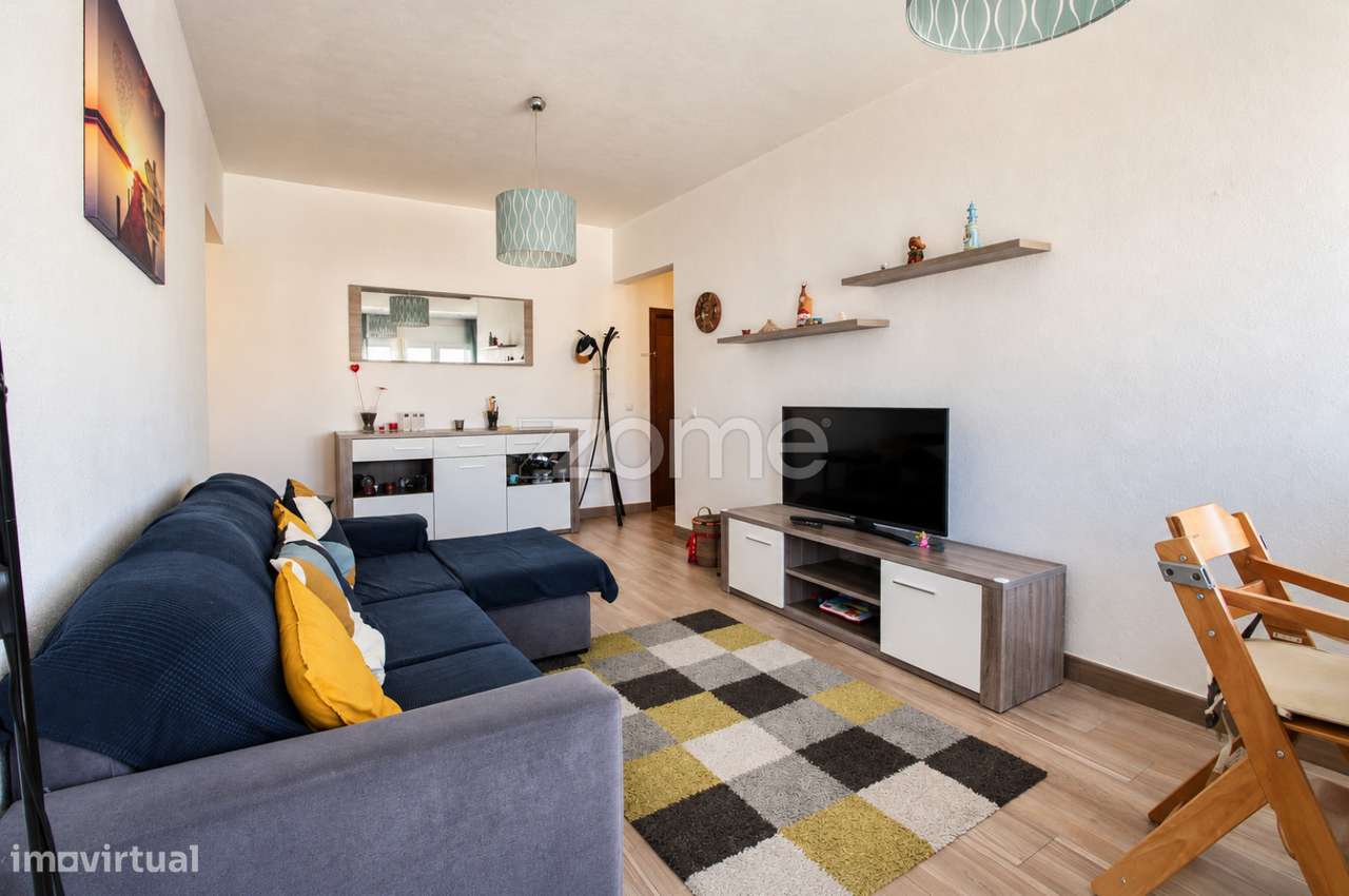 Apartamento T2 Remodelado com Excelente Luminosidade | Marvila, Lisboa-6