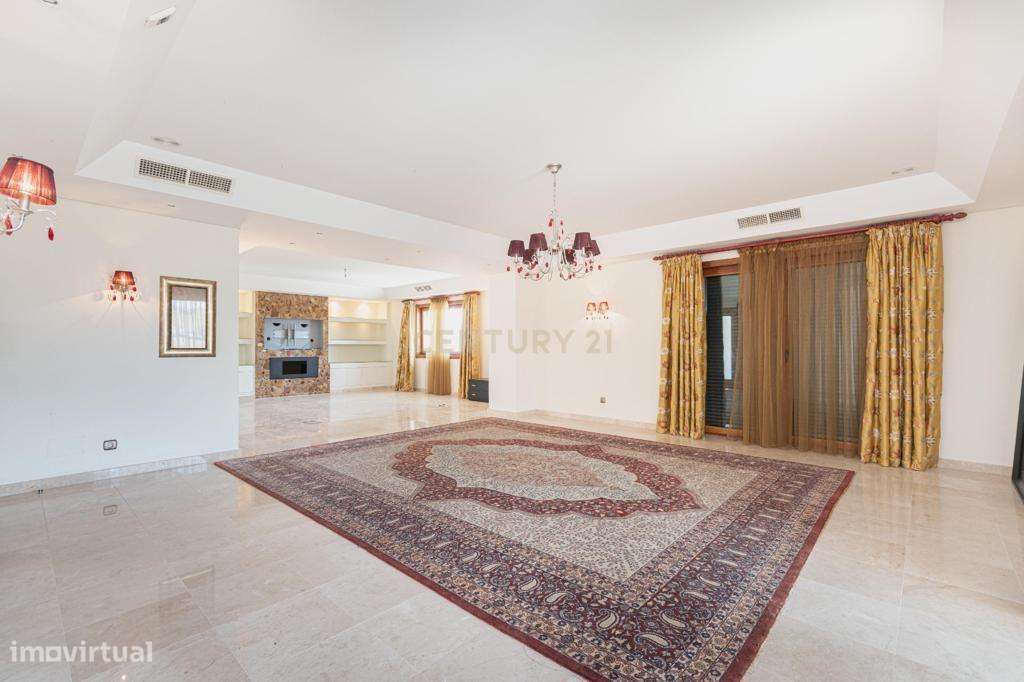 Moradia T8 de grande dimensão em S. João dos Montes, Vila Franca de Xi-7