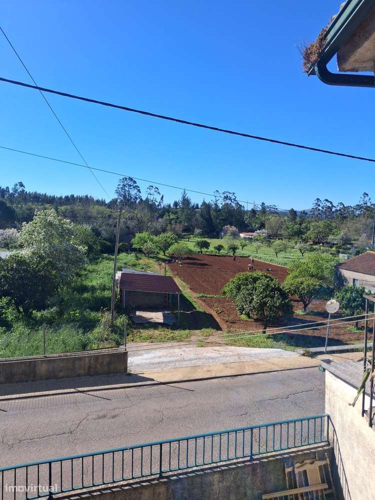 2 Moradias para Remodelação em Cernache-26