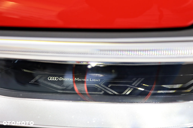Audi Q8 e-tron 50 Quattro S Line - 12