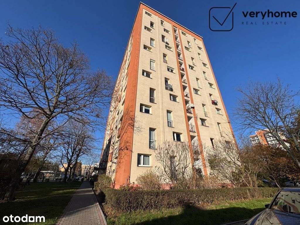 3 pokoje / Top lokalizacja / super układ / do remontu-0