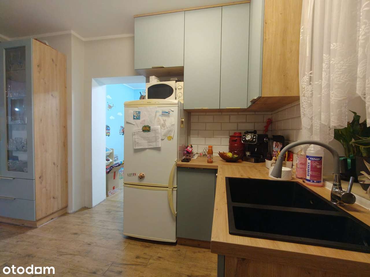 2 pokojowe mieszkanie po generalnym remoncie + mały ogródek-10