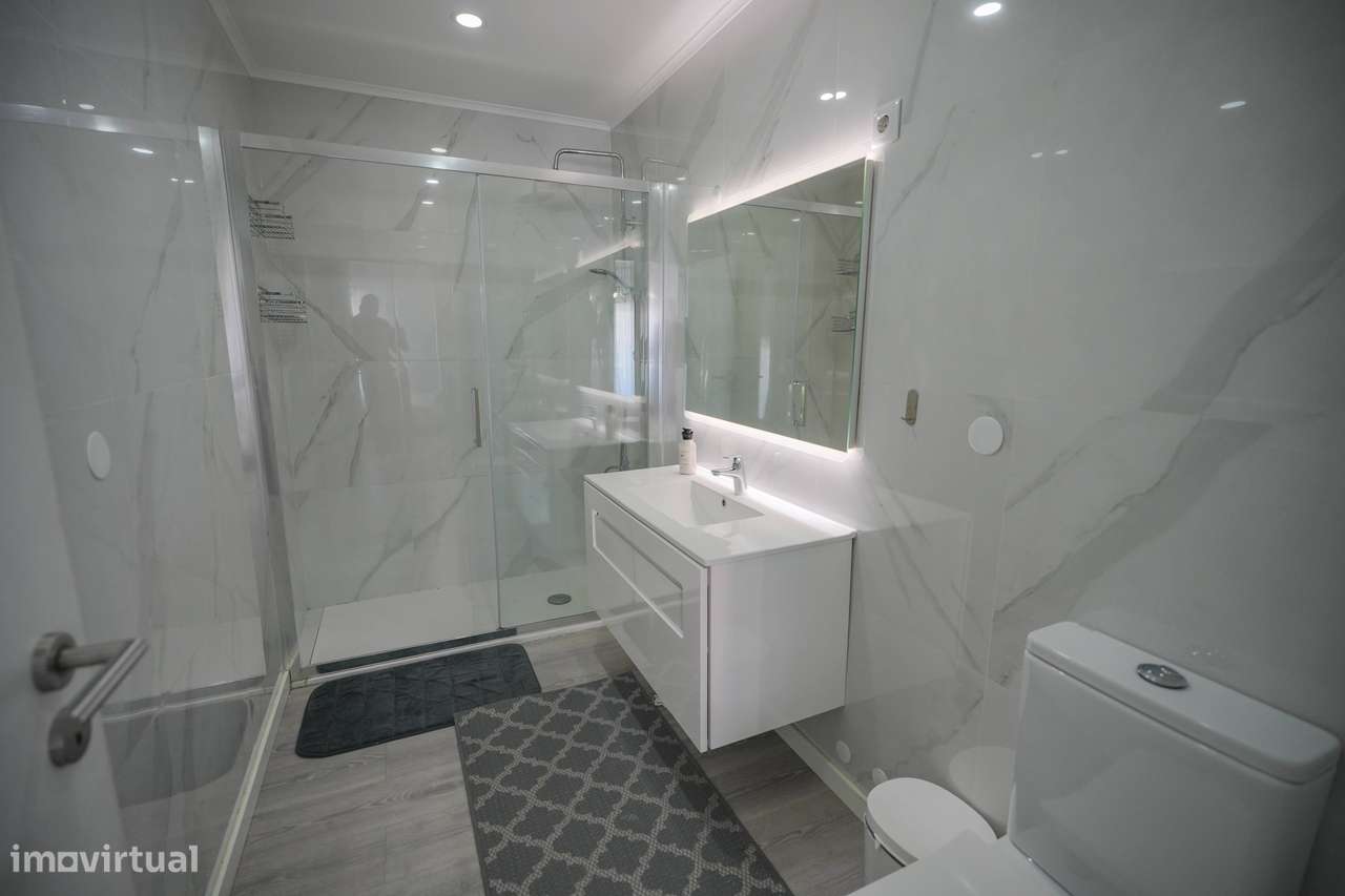 Moradia T5 Mem Martins-8