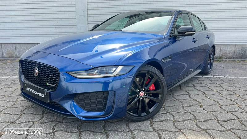 Jaguar XE 2.0 D200 R-Dynamic S - 2