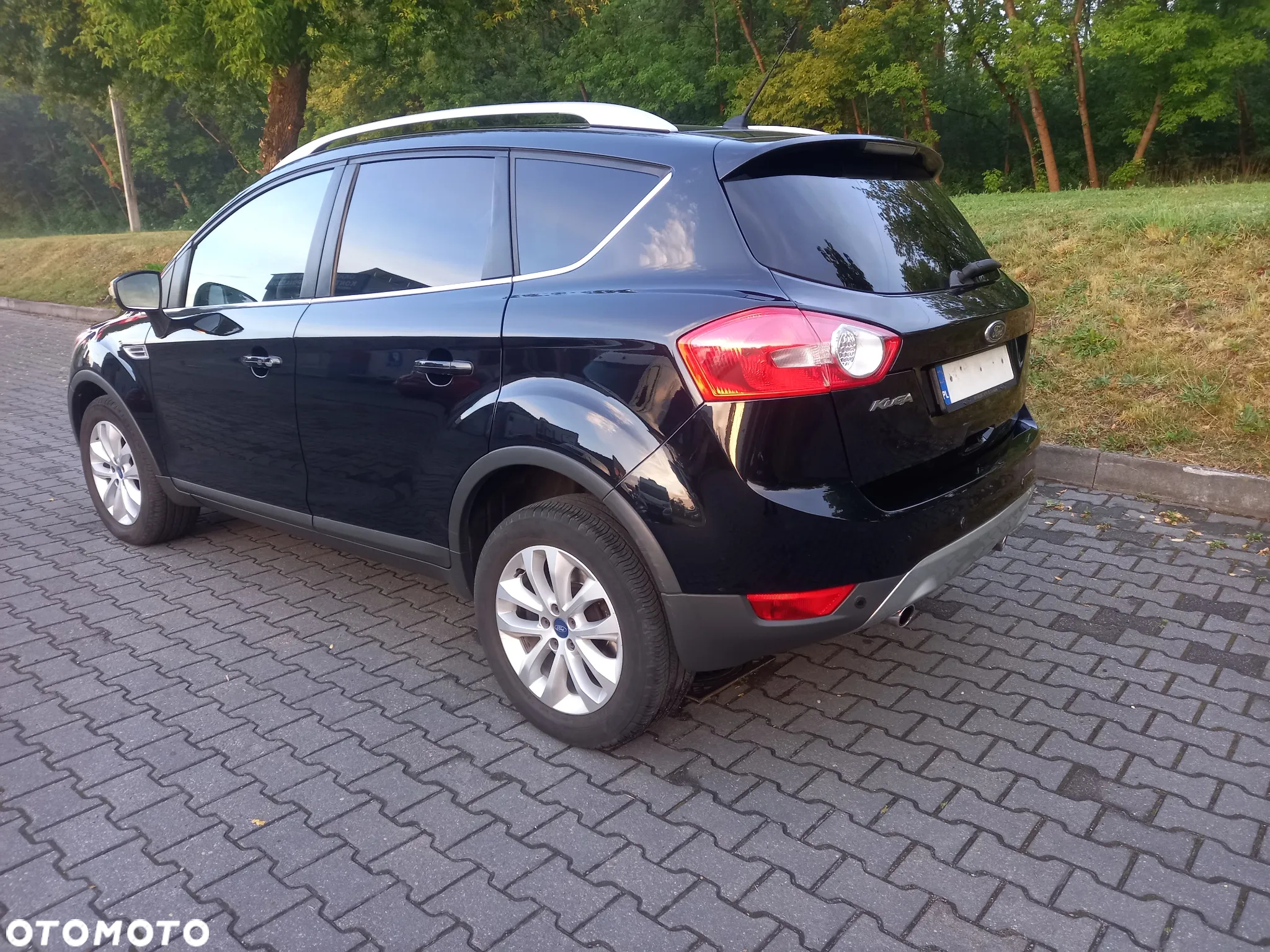 Ford Kuga 2.0 TDCi Titanium - 6