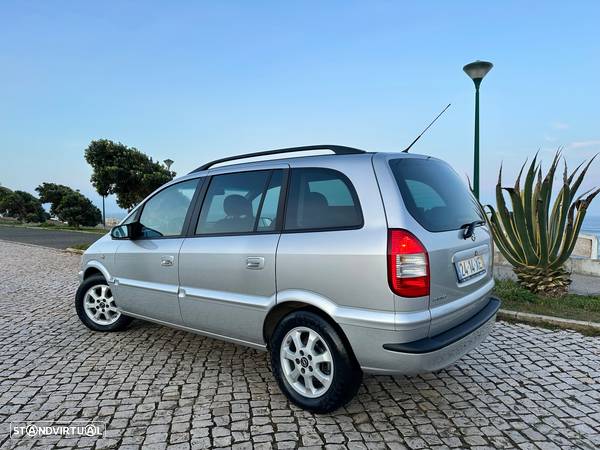 Opel Zafira 2.0 DTi Elegance - 3