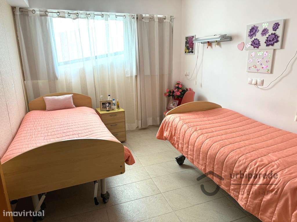 Moradia V6 em Porto Salvo-14