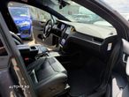 Tesla Model X - 20