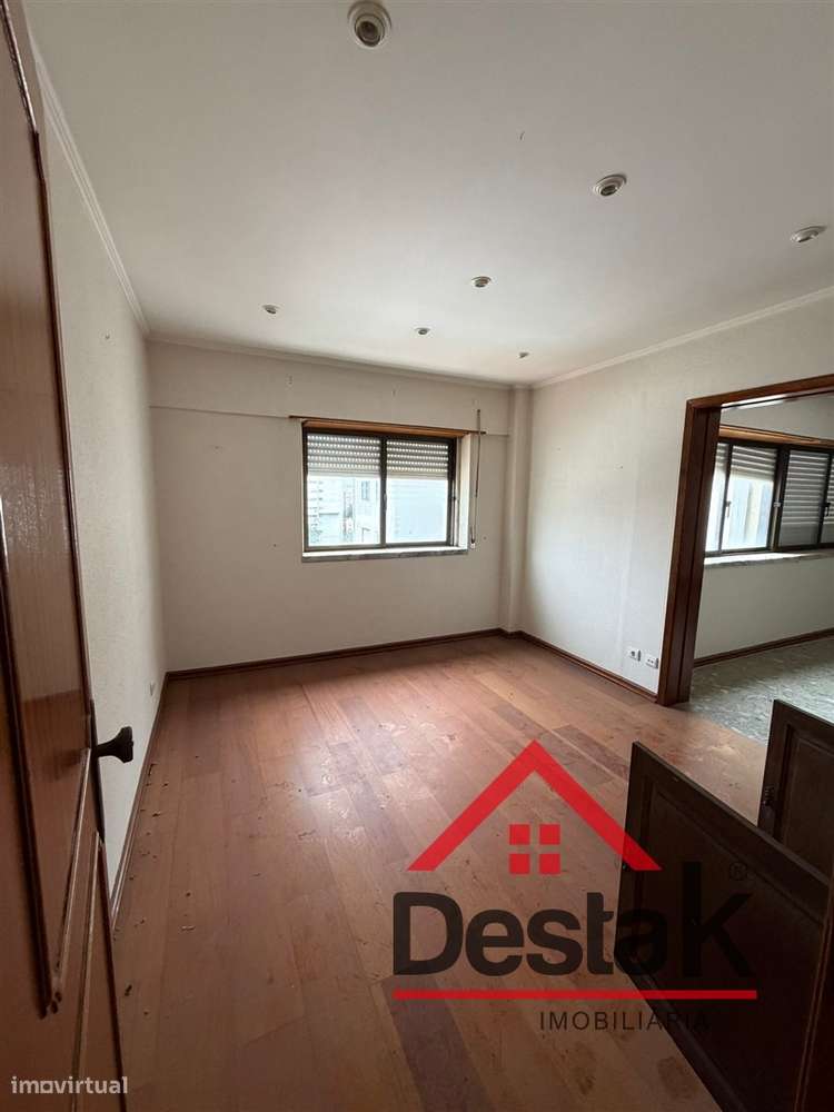 Apartamento T4 Venda em Massamá e Monte Abraão,Sintra-32