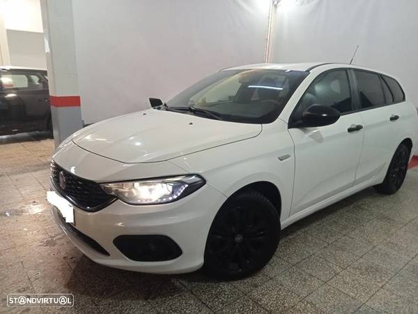 Fiat Tipo Station Wagon 1.3 M-Jet Lounge - 1