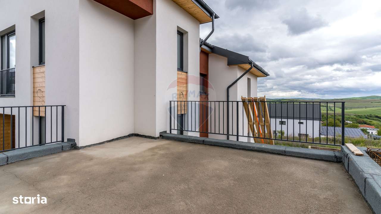 Casa individuala, arhitectura moderna, compartimentare superba, com 0 - Imagine principală: 2/15